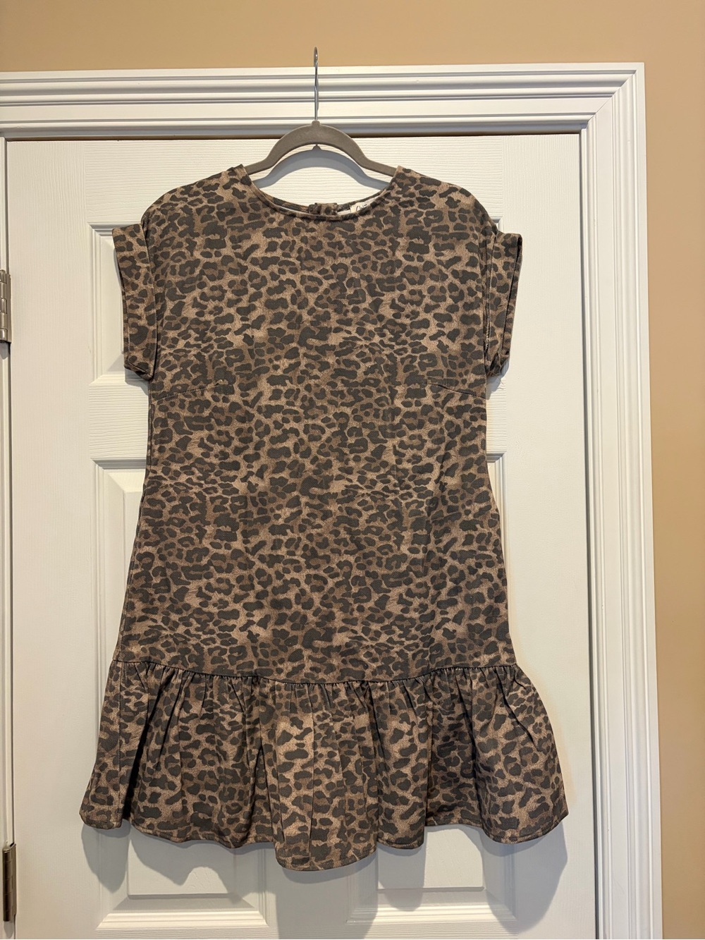 She + Sky Girls' Leopard Print Ruffle-Hem Dress - Tan & Black